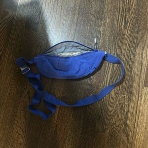 Bright blue athleta fanny pack